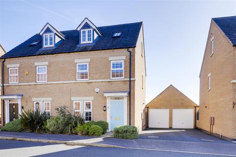 Ashington Drive, Arnold NG5