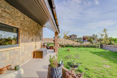 undefined, Hill Farm Close, Botcheston, LE9