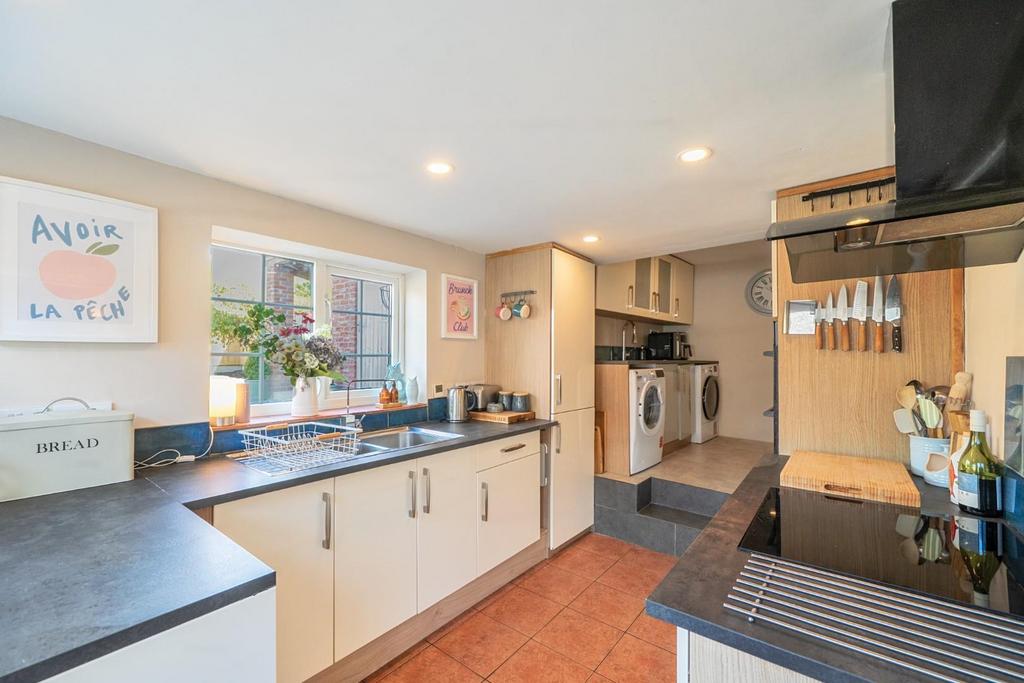 Kitchen alt