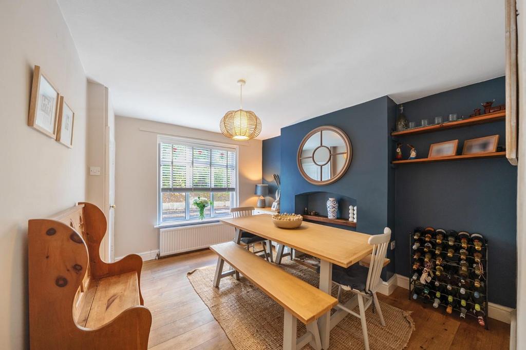 Dining room alt