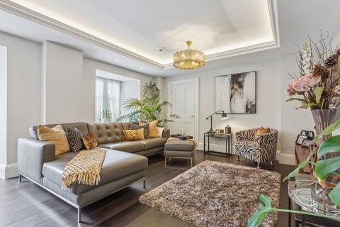 2 bedroom property for sale, The Drive, Ickenham, Uxbridge, Middlesex