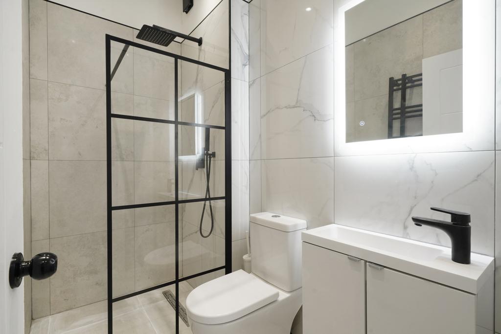 Stylish 2-Bed Loft Apartment Near Mortlake Statio