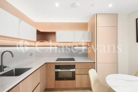 Studio to rent, Michael Road, Kings Road Park, Fulham, London, SW6