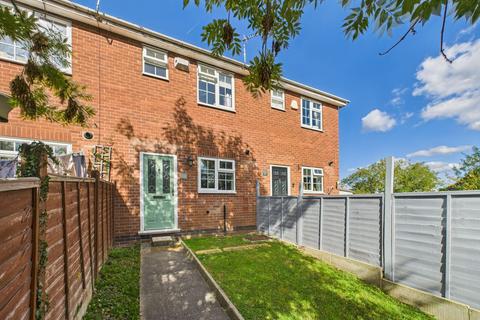 2 bedroom townhouse for sale, Carlton Hill, Carlton, Nottingham