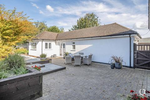 5 bedroom detached house for sale, London Road, Newington, Sittingbourne, Kent, ME9