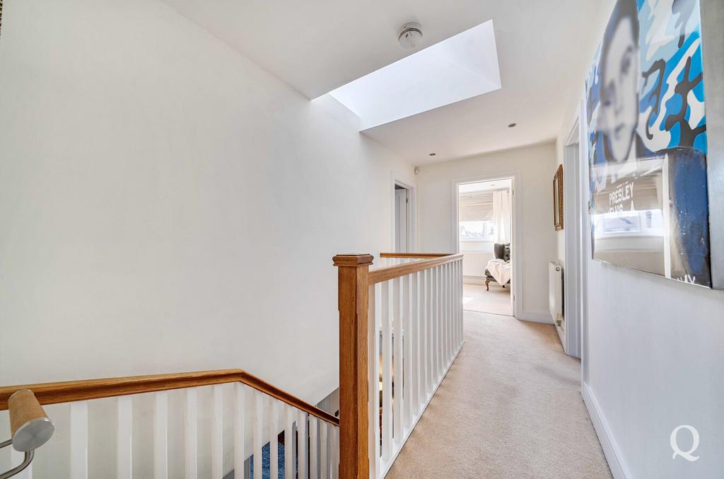 975b1b4c-40a2-4af...