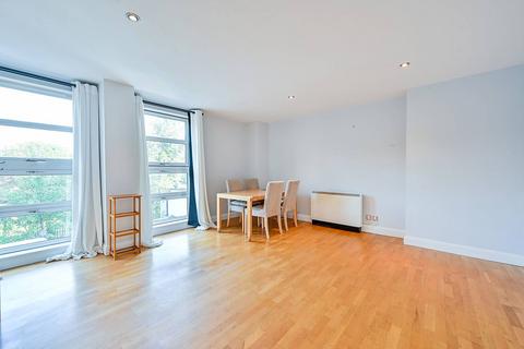 2 bedroom flat to rent, Kew Bridge Road, Brentford, TW8