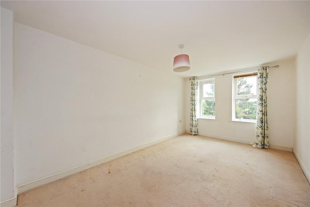 Lounge/Kitchen Area