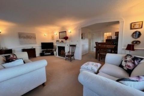 undefined, Holly Lodge, Lower Kingswood KT20