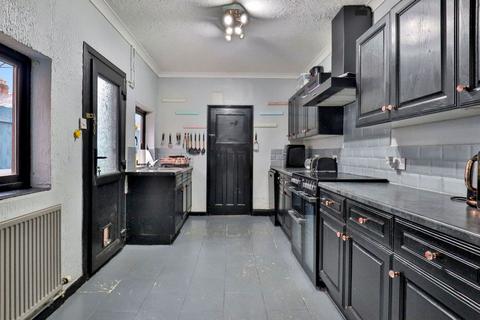 3 bedroom semi-detached house for sale, Hatherley Road, Gloucester GL1
