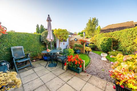 5 Beechurst Gardens, Albrighton, Wolverhampton, WV7 3LT