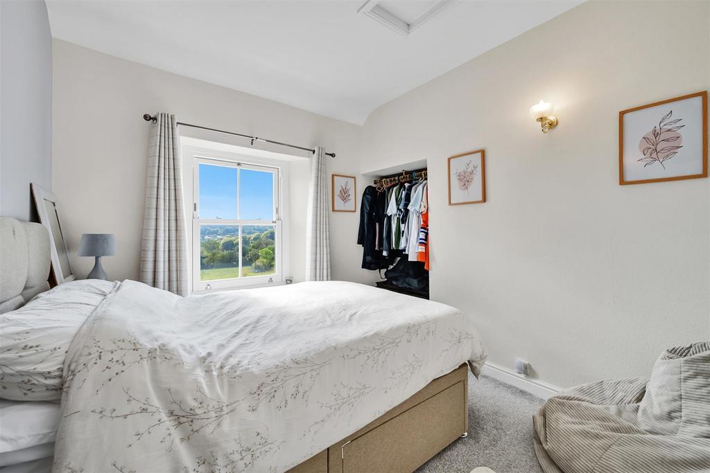 Bedroom One.jpg