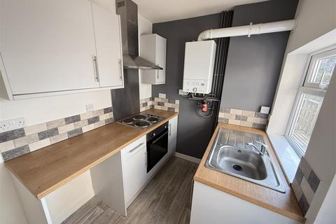 2 bedroom terraced house for sale, Scalpcliffe Road, Burton-On-Trent DE15