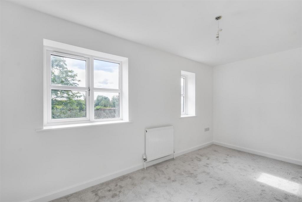 Bedroom 3 2.jpeg