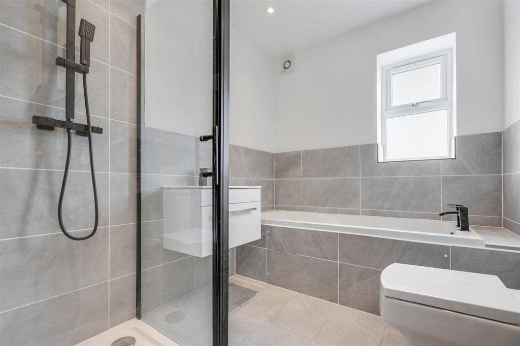 Bathroom.jpeg