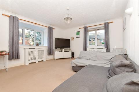 undefined, Sevenoaks Close, Belmont Heights, Sutton, Surrey