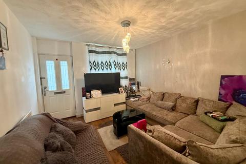 3 bedroom terraced house for sale, Moorland Road, Burslem ST6