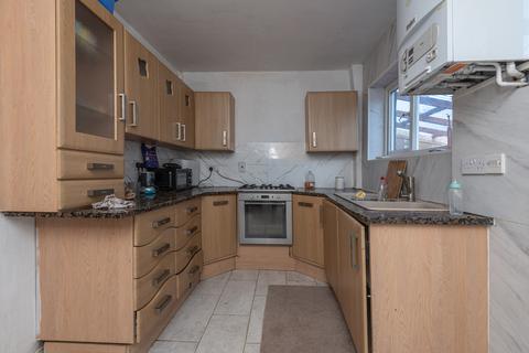 4 bedroom terraced house for sale, Fanny Moor Crescent, Huddersfield HD4