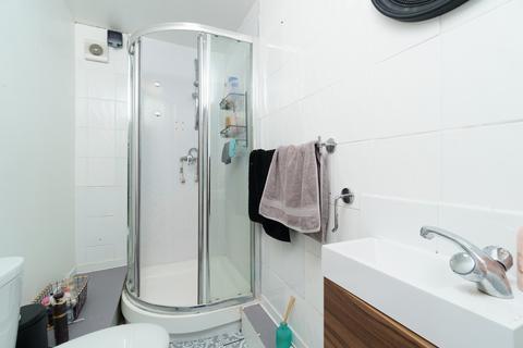 undefined, 18D Connaught Avenue, Mutley, Plymouth, Devon PL4 7BX