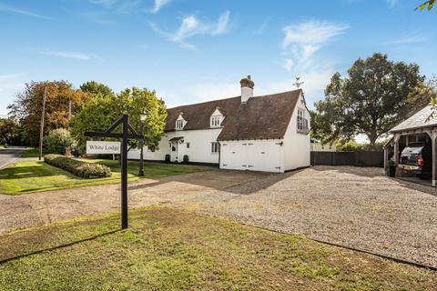 4 bedroom detached house for sale, Latchmore Bank, Bishop's Stortford CM22
