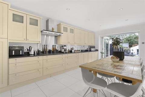 5 bedroom terraced house for sale, Broomhill Road, Woodford Green IG8