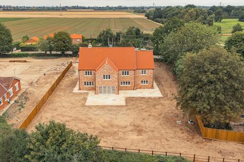 undefined, Impressive New Home within generous plot. Newton-in-the-isle.