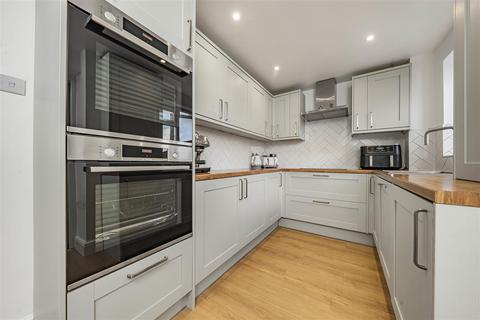 undefined, Chichester Way, Watford