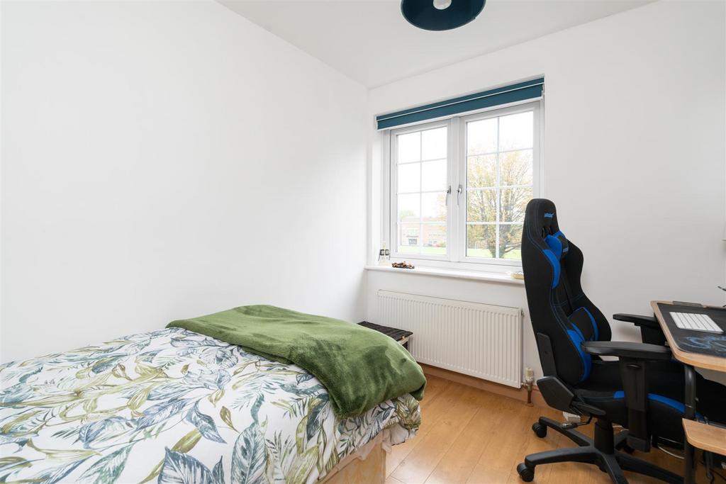 178 Dingle Lane 1.jpg