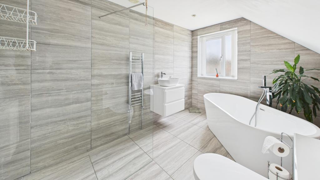 Family bathroom