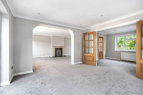 5 bedroom detached house for sale, Kennel Close, Fetcham