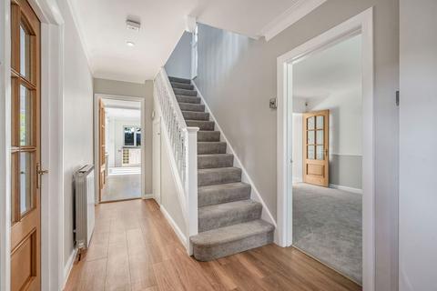 7 Kennel Close, Fetcham, Leatherhead, KT22 9PF