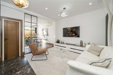 undefined, Thorpebank Road, London W12