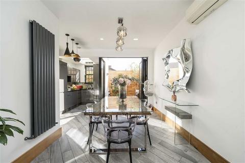 undefined, Thorpebank Road, London W12