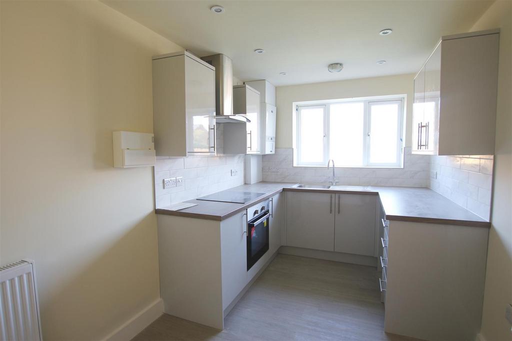 Kitchen/ dining area