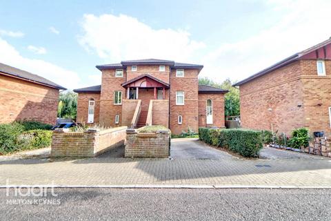 Bradwell Common Boulevard, Bradwell Common