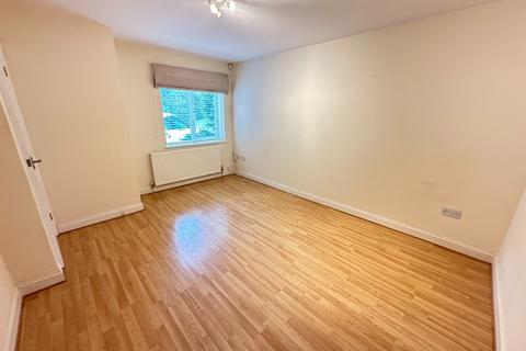 undefined, Falconers Road, Luton, Bedfordshire, LU2 9ET