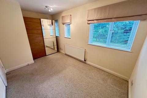 undefined, Falconers Road, Luton, Bedfordshire, LU2 9ET