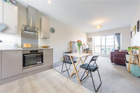 2 bedroom apartment for sale, Fairbanks House, Samuelson Place, Isleworth