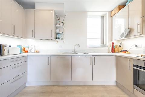 2 bedroom apartment for sale, Fairbanks House, Samuelson Place, Isleworth