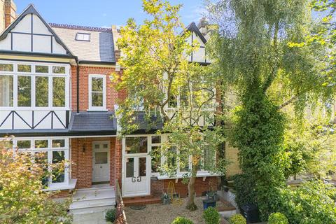 undefined, Broomhill Road, Woodford Green IG8