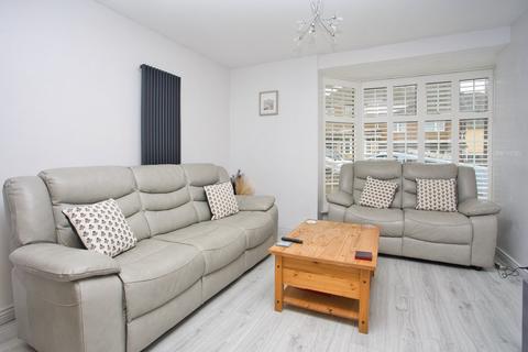 3 bedroom end of terrace house for sale, Kings Road, Dover, Kent, CT17