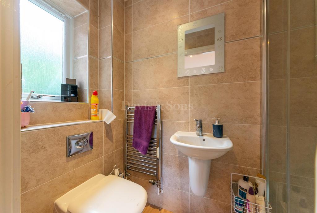 En-suite shower room