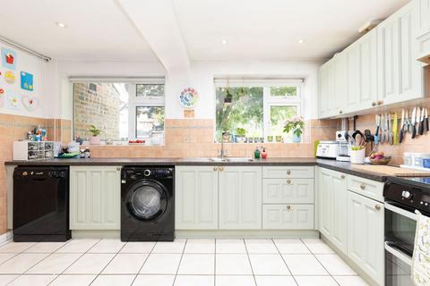 4 bedroom end of terrace house for sale, Hitchin SG5
