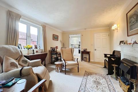 2 bedroom flat for sale, TENTERDEN