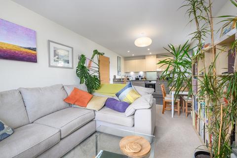 2 bedroom apartment for sale, Scholars Place, Walton-on-Thames, KT12