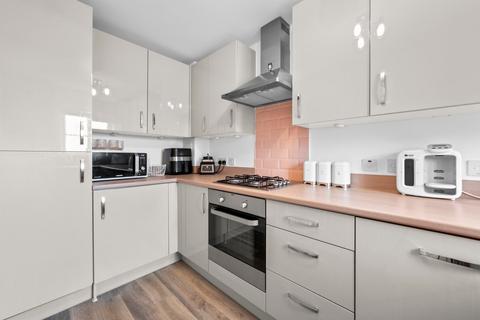 undefined, Poppins Close, Walton-on-Thames, KT12
