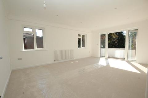 3 bedroom apartment for sale, West Cliff Road, WEST CLIFF, BH4