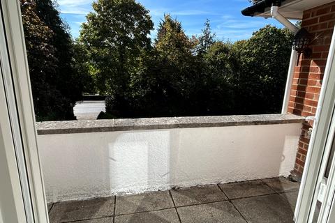 3 bedroom apartment for sale, West Cliff Road, WEST CLIFF, BH4