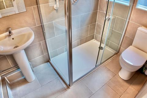 undefined, Gladstone Road, Crumlin, NP11