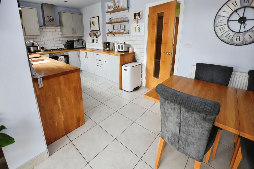 Kitchen Diner